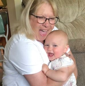 Meet your Posher, Debbie